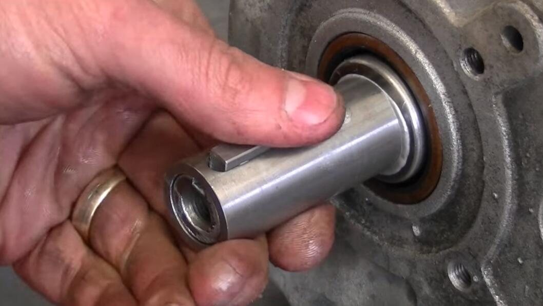 S999JD00KQF2}TJ35SHR8P4