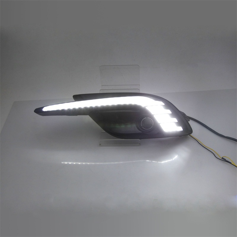 Aplicable a 17 modelos de Mazda 3 onksela luz diurna luz blanca + luz amarilla dirección luz diurna luz antiniebla delantera