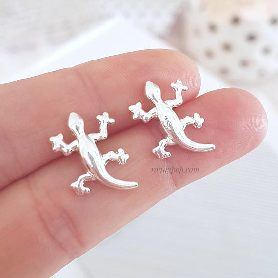 Insect Little Gecko Lizard Ear Studs Chameleon Ear Studs display picture 2