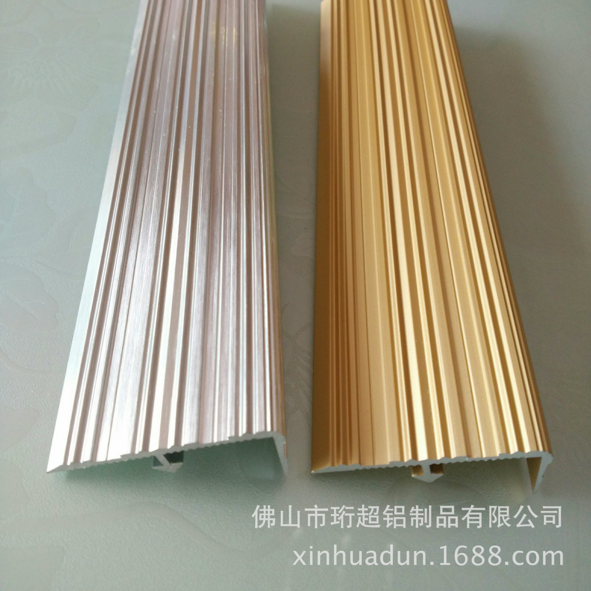 厂家批发橱柜铝合金踢脚线L型地板扣条家居铝型材修边线铝材