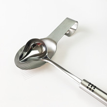 P䓜׼   Ladle holder