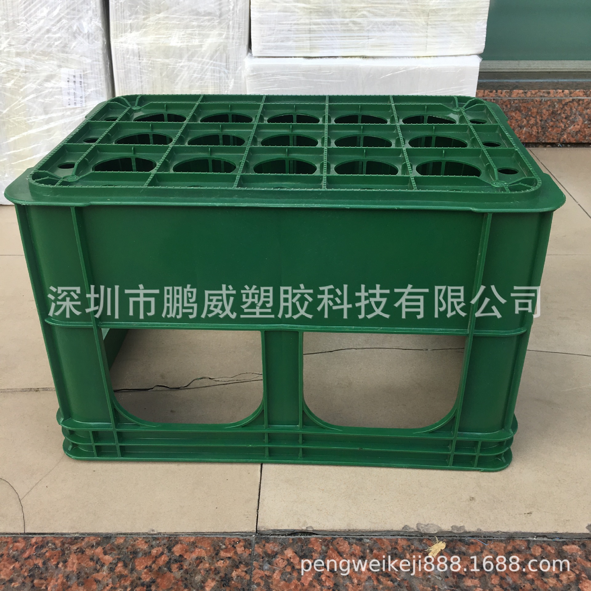 厂家直销武汉啤酒收纳箱 食品店通用饮料瓶装箱 直销24格分隔胶筐