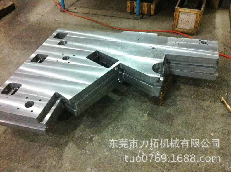 2605314623_295244293