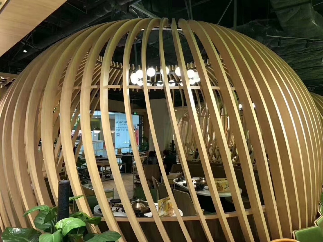 6061铝型材方管 焊接弧形铝方通造型  U型铝方通安装结构