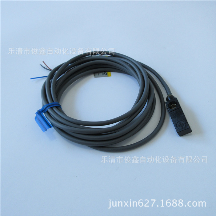 扁平型接近开关TL-W1R5MC1  金属感应开关