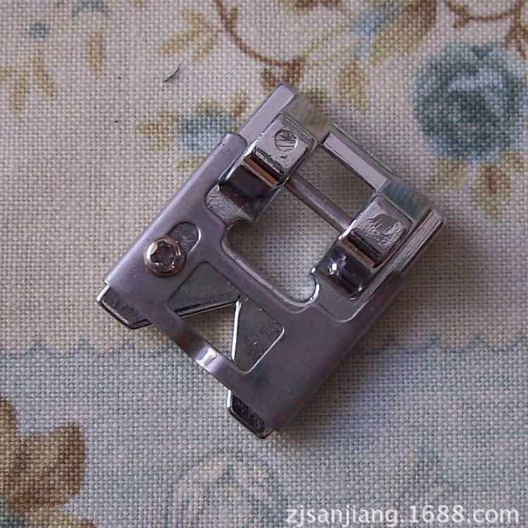 家用缝纫机压脚多功能缝纫配件珠片压脚