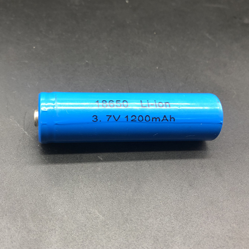 18650 手电筒锂电池足容量充电电池18650 1300-1400mah18650
