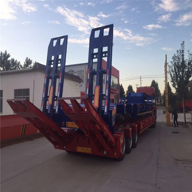 13米低平板半挂车价格排名 梁山厂家