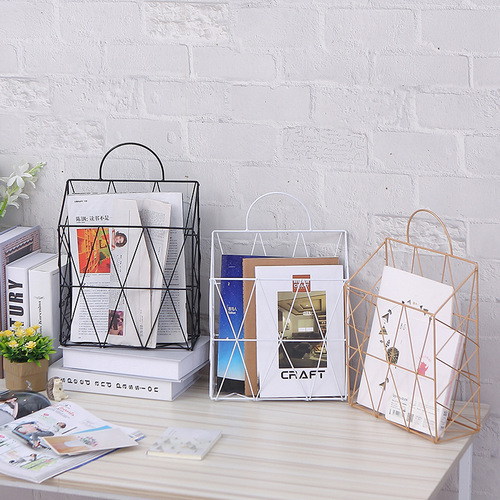 Iron simple bookshelf hanging wall storage rack children's picture book wall hanging book newspaper magazine rack bathroom toilet balcony