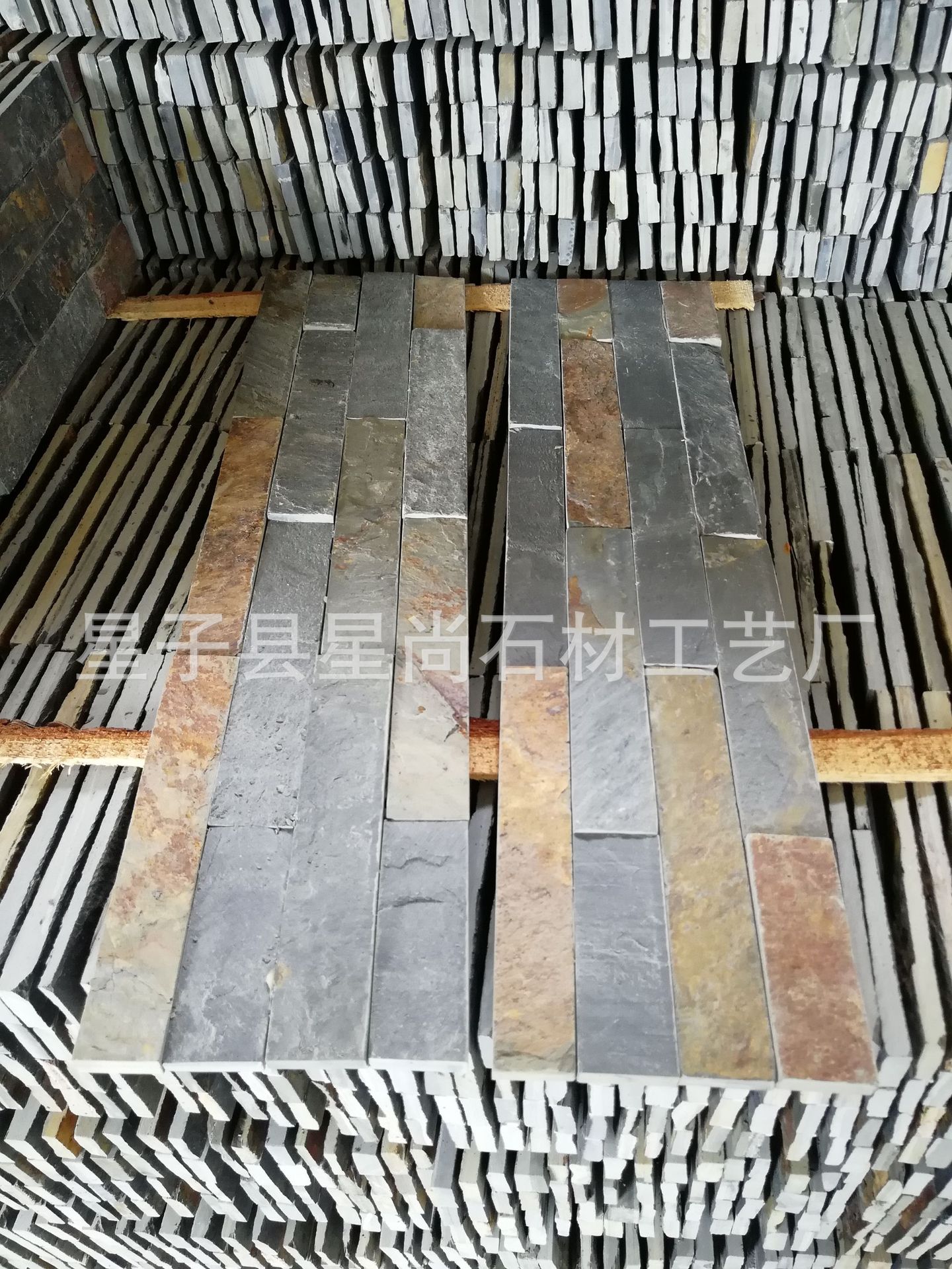 天然青石板文化石黑4条板岩150*600别墅外墙文化砖条石组合板-阿里巴巴