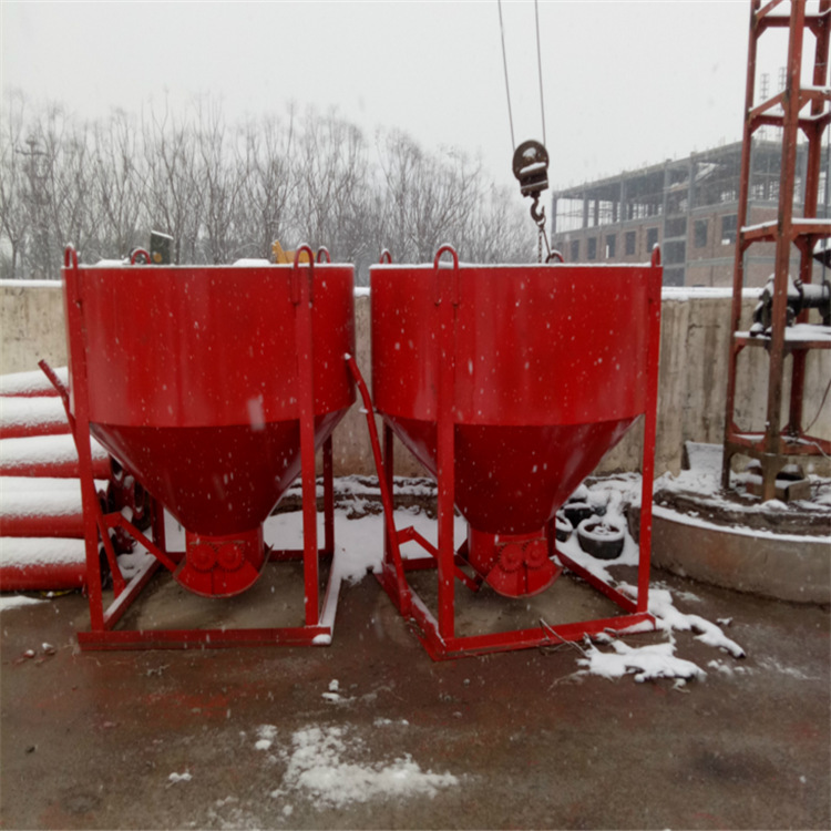 大量塔机料斗 现货塔吊料仓 批发加厚灰浆砂浆储料罐仓高效混凝土