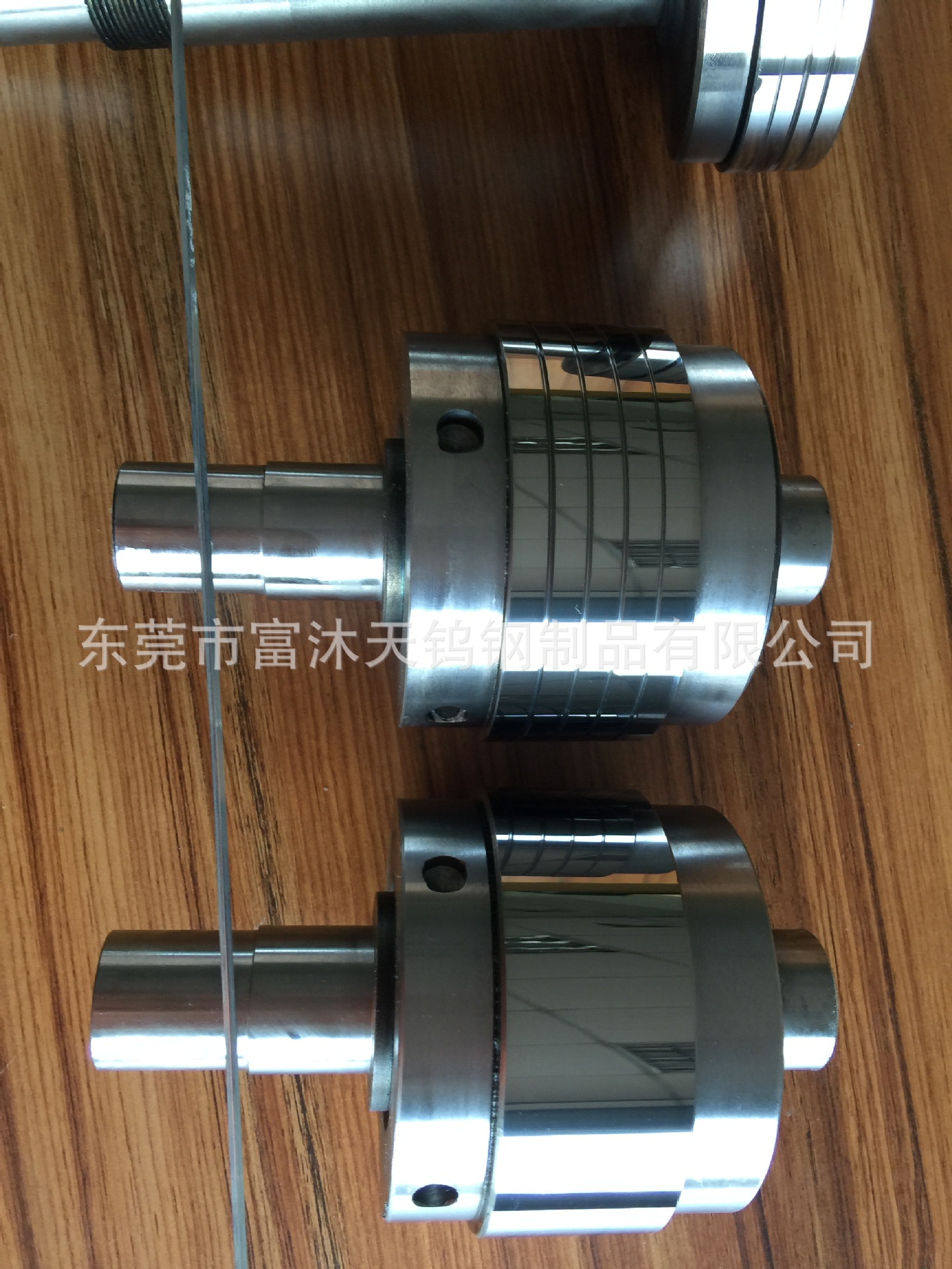 轧辊加工 维修滚筒 磨光轧辊