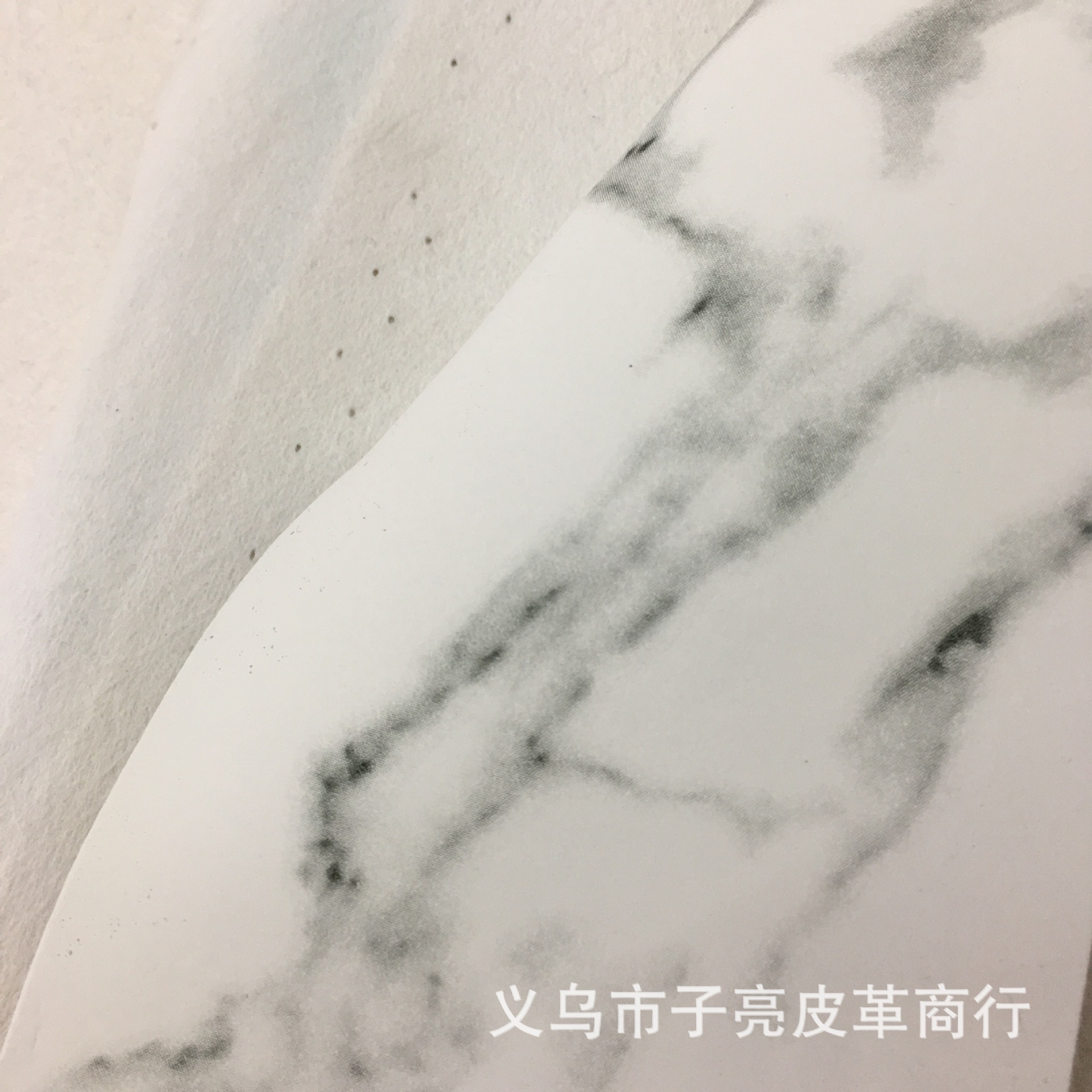 PU皮大理石纹皮革 箱包化妆盒水刺底厂家现货笔记本ｐｕ皮人造革