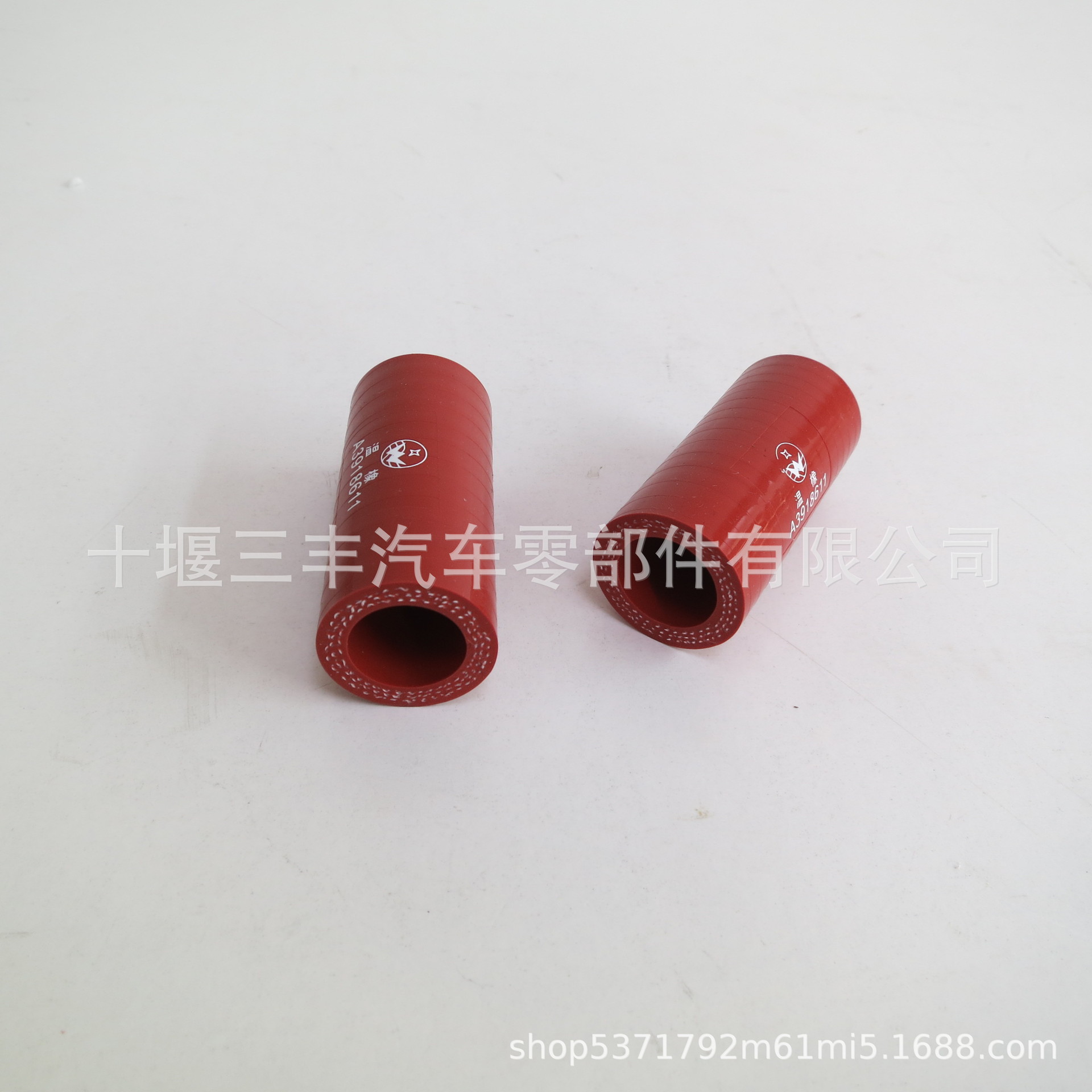 东风卡车发动机6BT中冷器直胶软管3918611现货供应hose