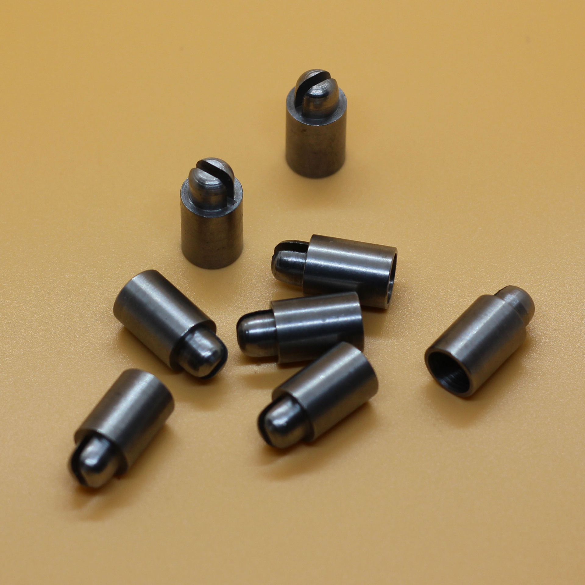 锁配件五金厂专业加工自动车件铁匙咀易车铁门窗锁卫浴配件加工