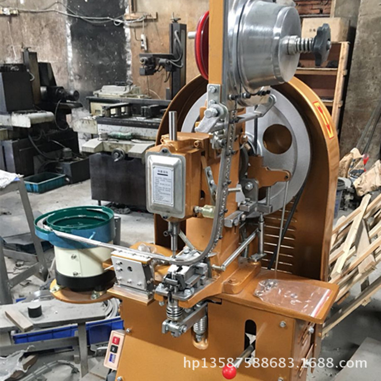 774036014513995154_副本