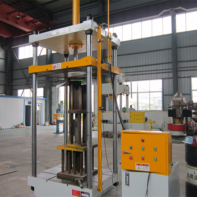 液压机厂家： 工作台1.6米小型四柱三梁液压机 非标压力机