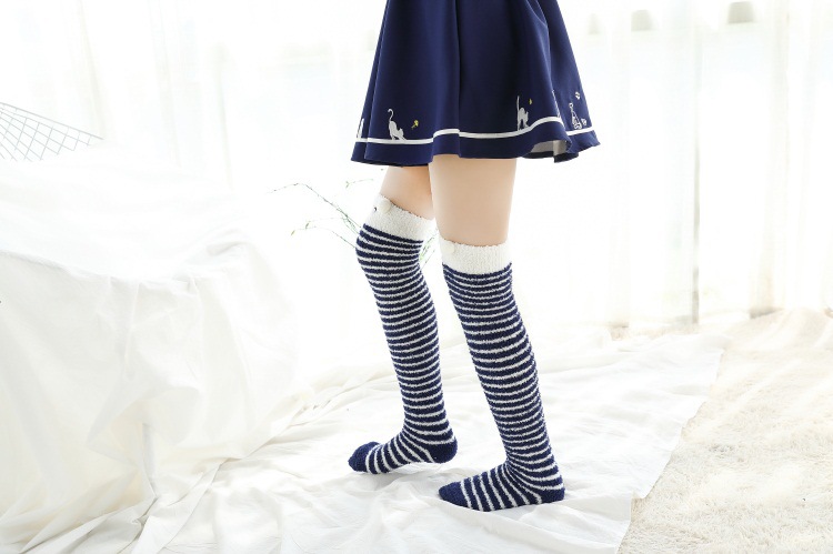 over knee thick warm striped socks  NSFN30495