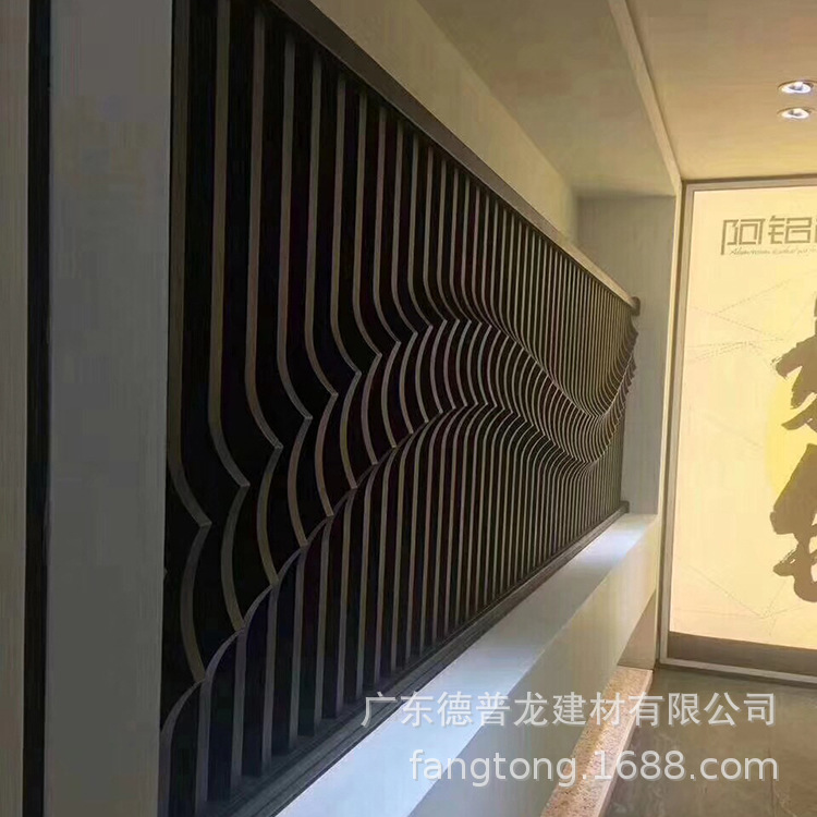 �y���T��q