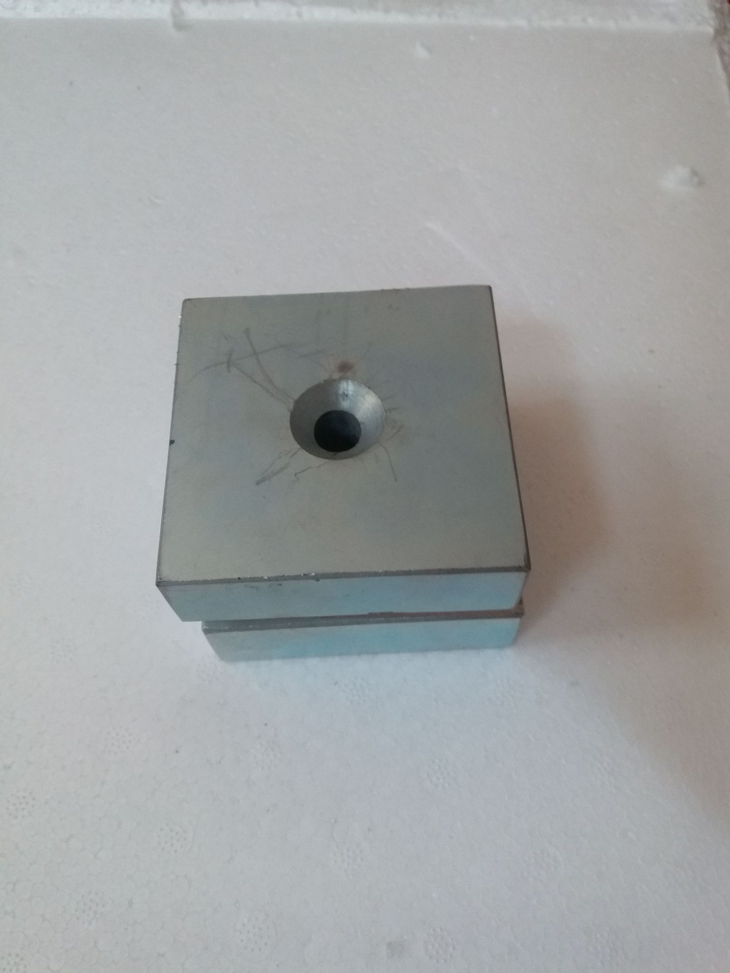 钕铁硼强磁75*75*25 吸铁石 稀土磁铁 正方形强力磁铁 强磁钢