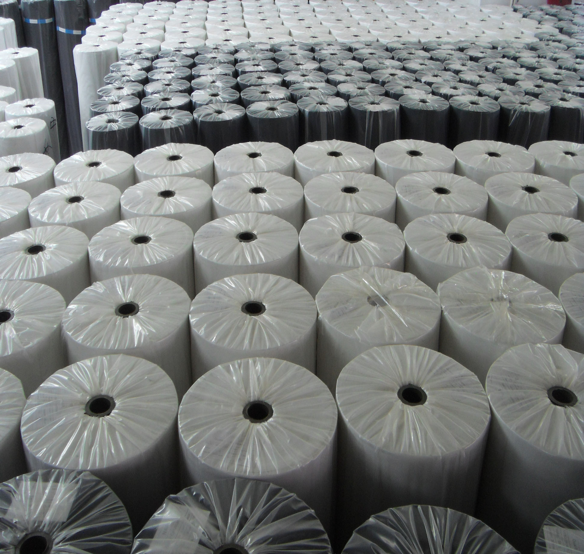 河北雄县厂家销售多种颜色重量尺寸无纺布白色无纺布