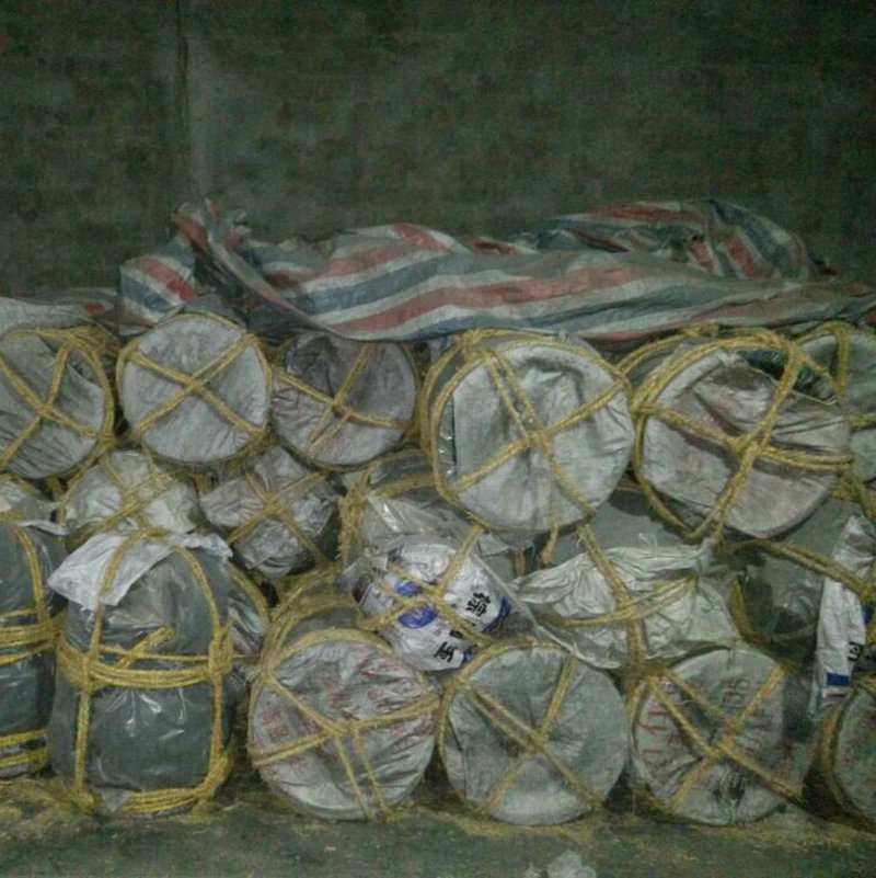 h供应高效节能石墨坩埚