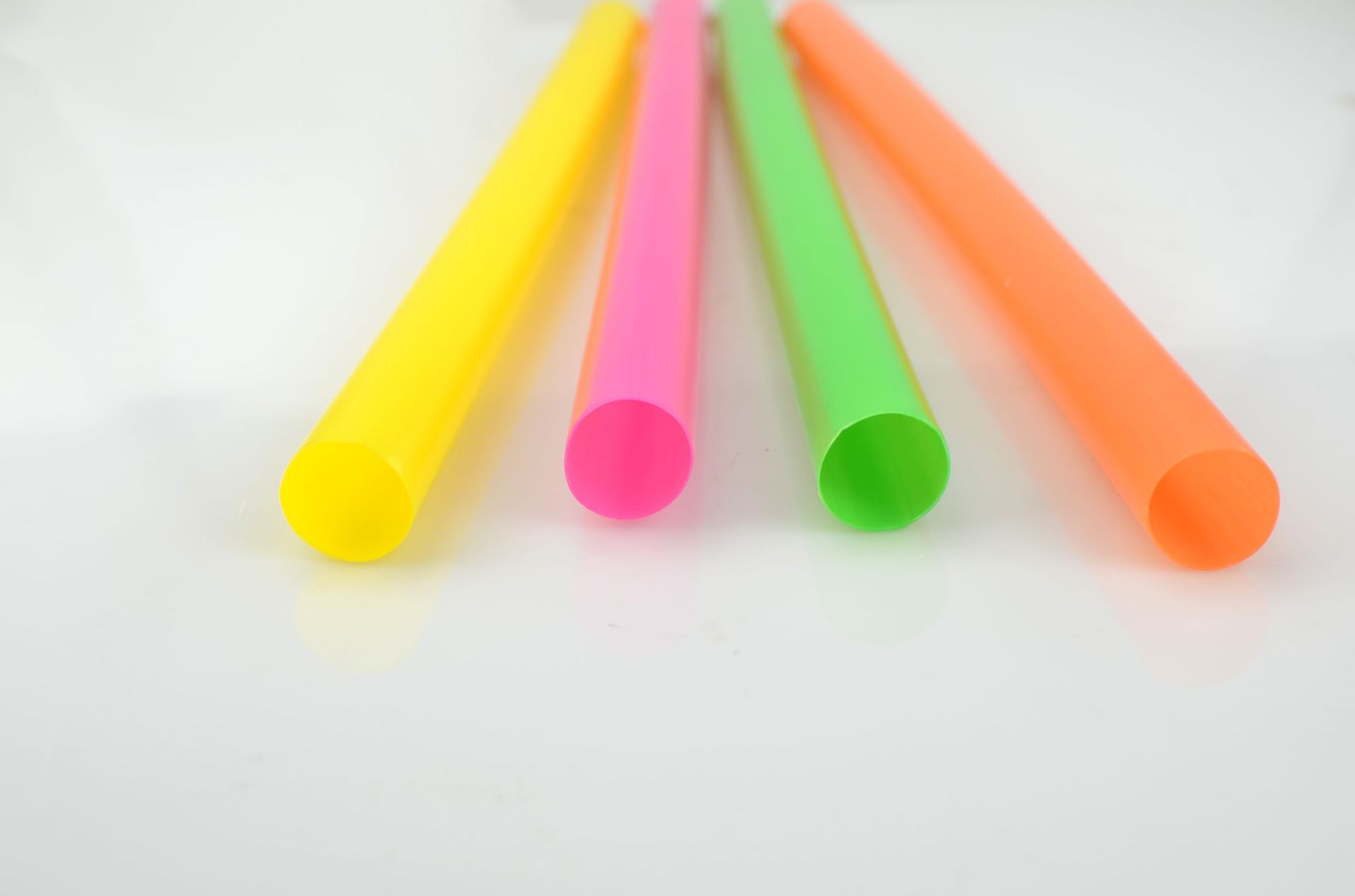 厂家供应 彩色PVC管  硬质塑料管  电线管 水管通用