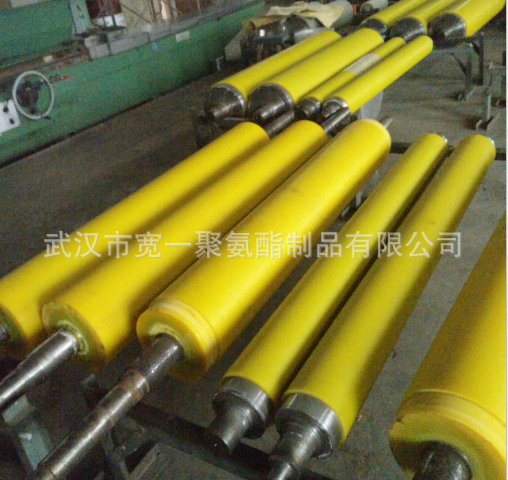 供应湖北十堰工业设备用包胶胶辊加工，包胶滚筒加工