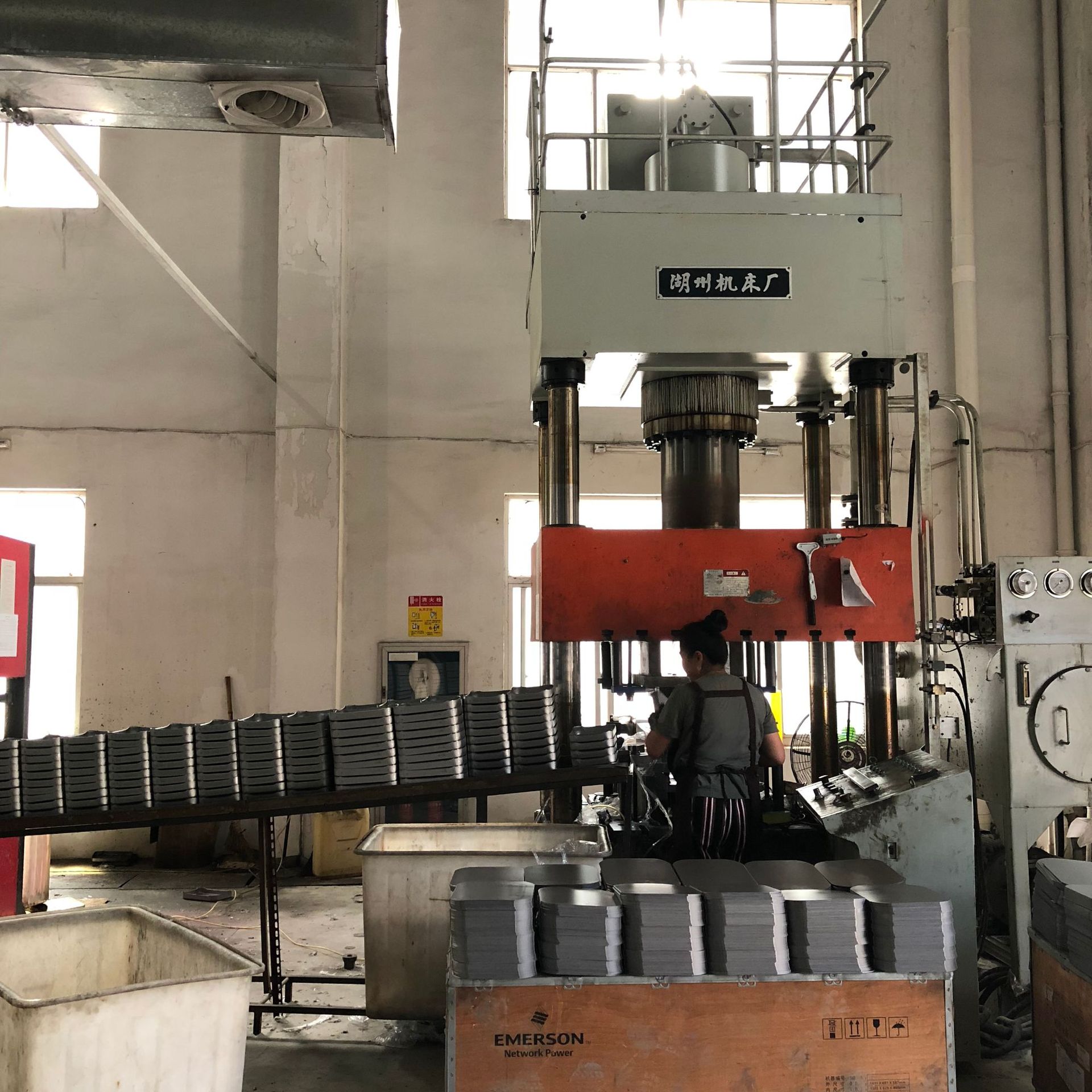 宁波钣金加工 冲压折弯 数控折弯激光切割加工 钣金折弯 冲压焊接