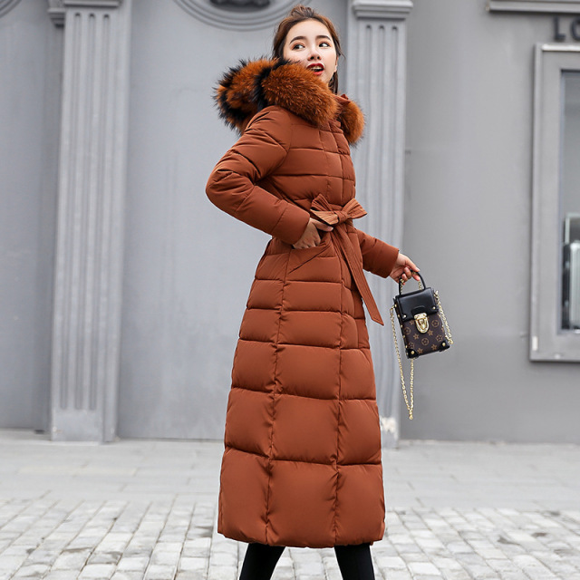 cotton-padded long winter suit a cap and a large fur-collar coat