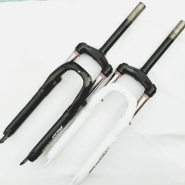 自行车装饰;鞍座;其他配件