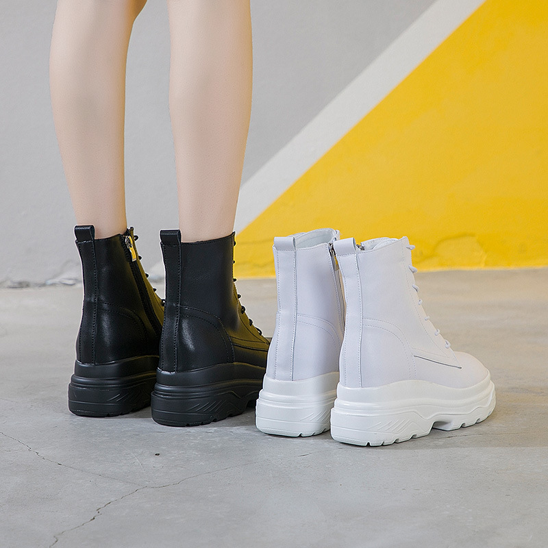 Bottes femme en En cuir - Ref 3355155 Image 1