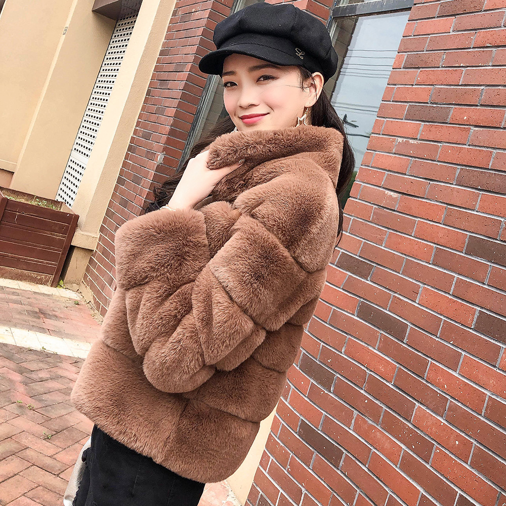 direct deal 2018 new pattern leather and fur coat Fox leather and fur coat Plush coat Women's wear Special Offer