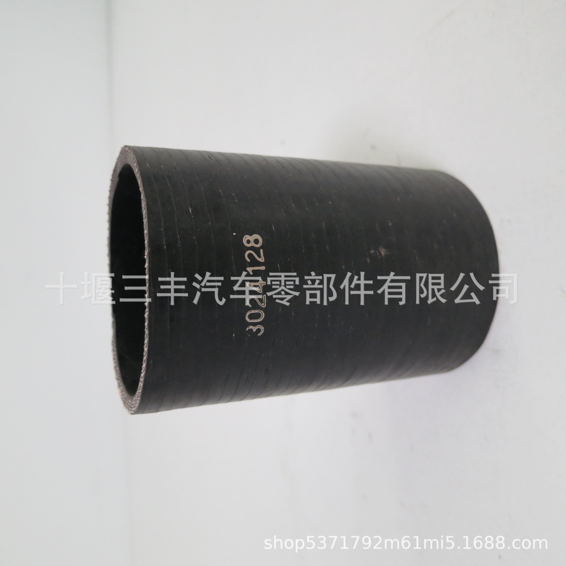 柴油发动机配件NT855硅胶软管3024128直软管船舶软管