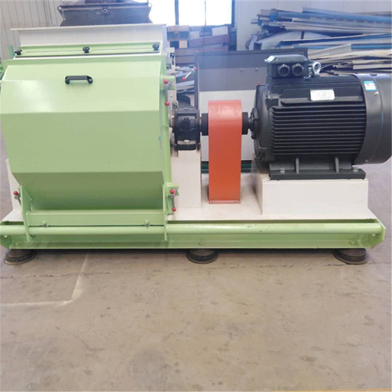 SFSP60*60型锤片式粉碎机，时产10吨的鸡猪畜禽饲料粉碎机机组