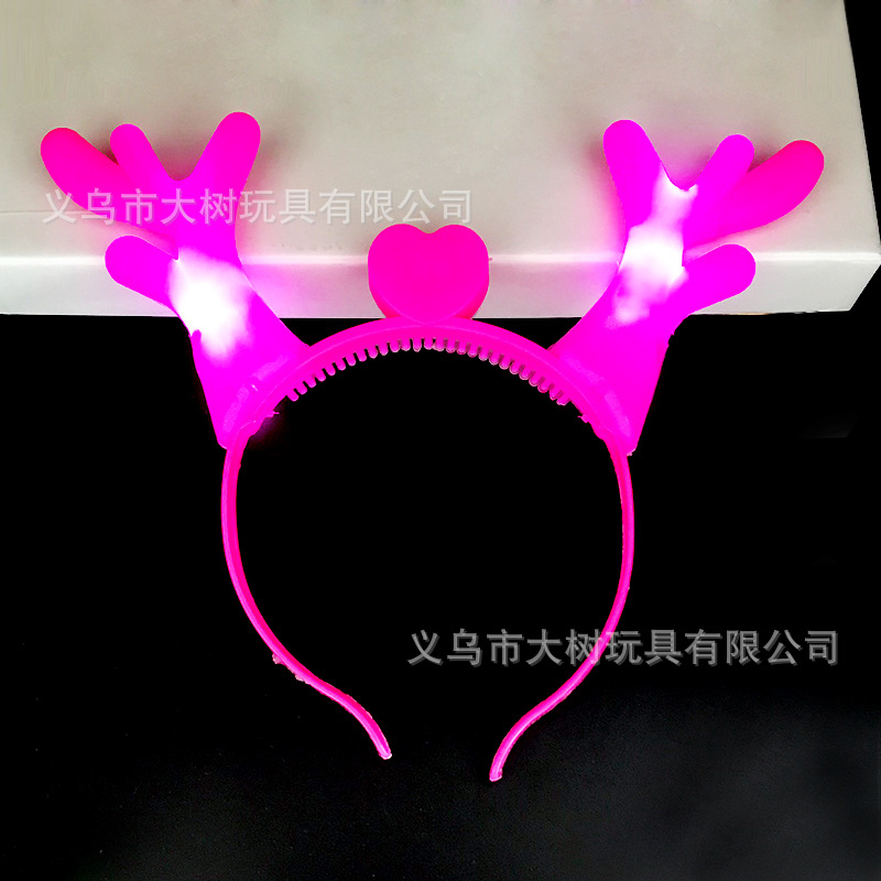 Cabeza de cornamenta rosa