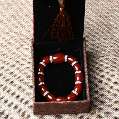 Bracelet box jewelry packaging box red scripture tassel pendant jewelry packaging sponge cushion gift box manufacturer wholesale