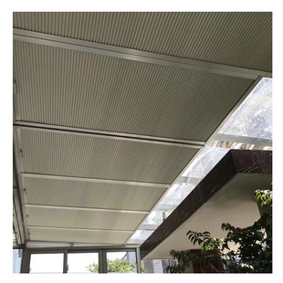 Полно -взысканный сотовой занавес люк на крыше можно использовать в виде солнечной занавесной занавески Электрический занавес