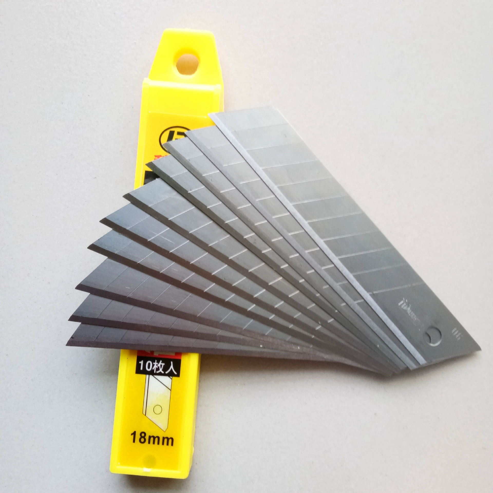 Sharp blade, wholesale, 18mm