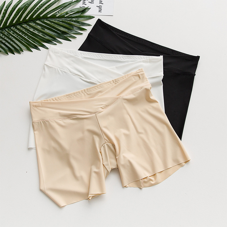 Pregnant women anti-exposure safety pants summer non-curling ice silk thin section crotchless traceless leggings underwear shorts manufacturer