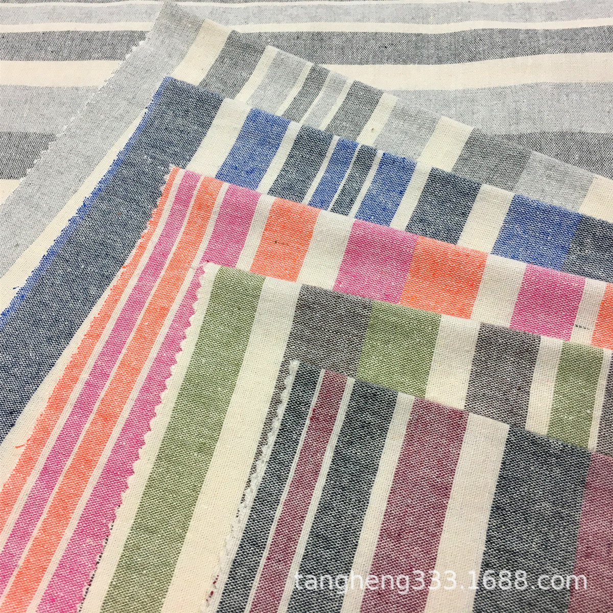 现货供应5色纯亚麻面料 新款沙发靠枕布料 条纹亚麻布 出口面料