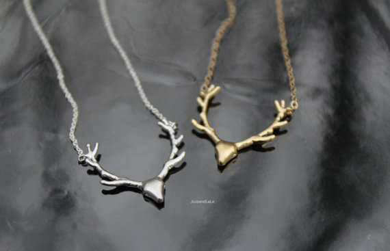 Simple Antler Necklace Christmas Elk Reindeer Pendant Necklace Female Clavicle Chain Fawn Antler Necklace Wholesale display picture 29