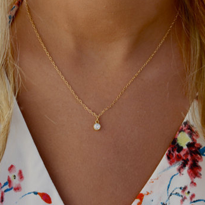 Minimalist Alloy Necklace with Zircon Pendant