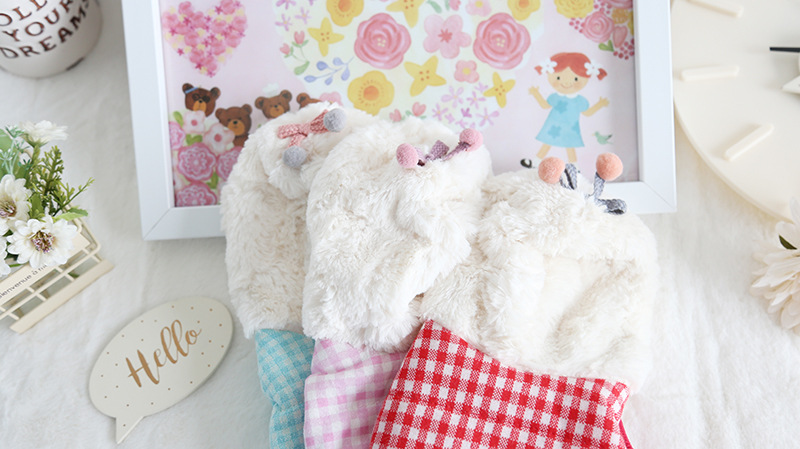 小兔口袋格子马甲