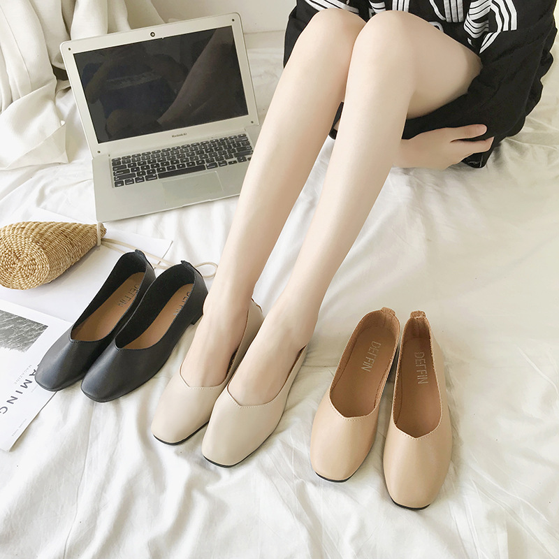 2021 Korean Style Autumn New Vintage Milk Shoes All-match Flat Large Size Women's Single-layer Shoes Square Toe Flat Heel Four Seasons Doug Shoes