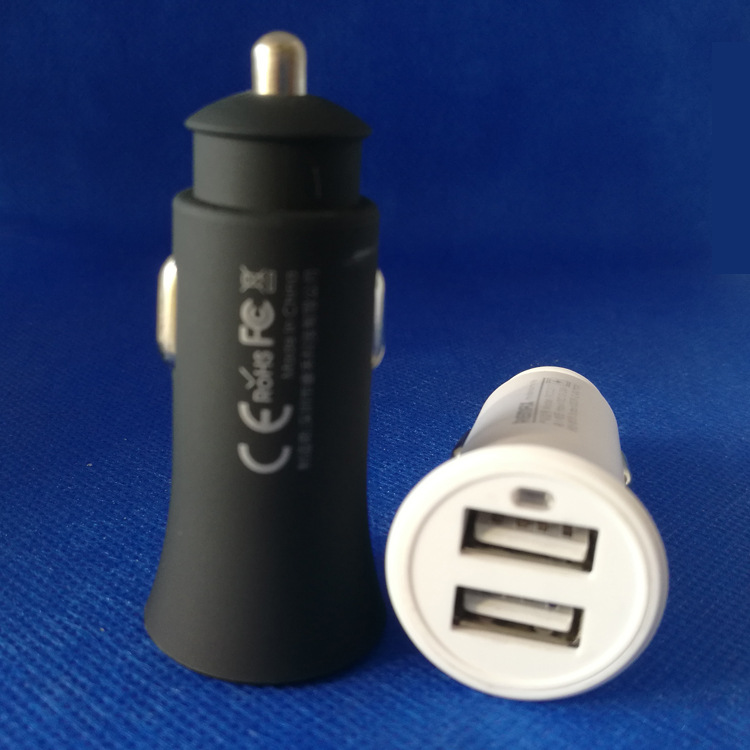 direct deal 2.4A Vehicle charging Car Charger double USB automobile The cigarette lighter Mini Charger