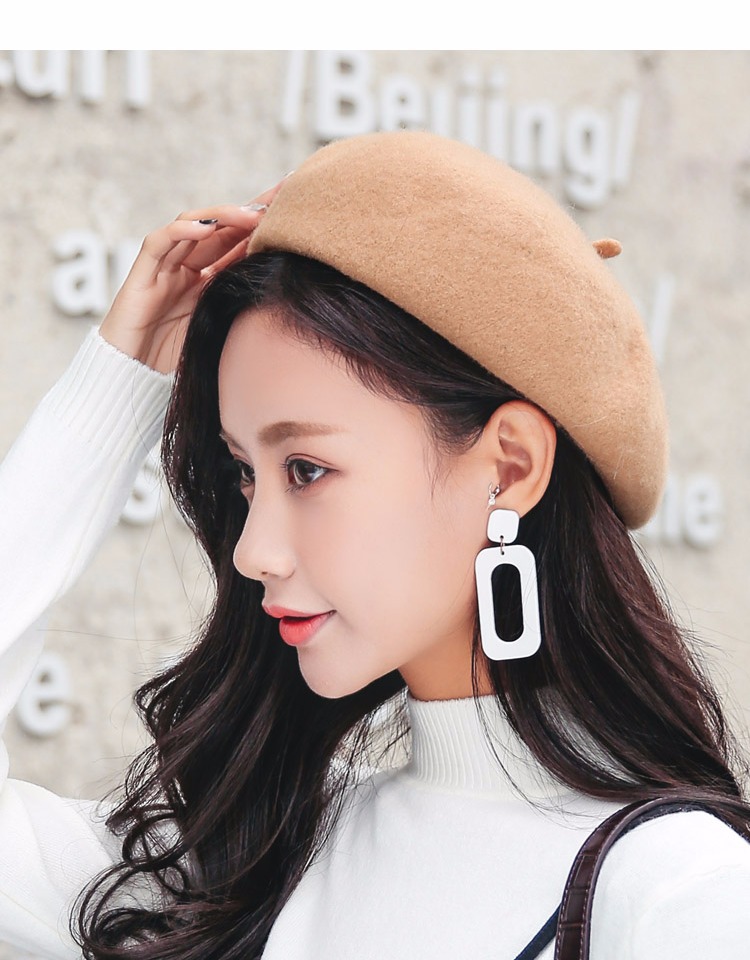 Women's Fashion Solid Color Sewing Eaveless Beret Hat display picture 2