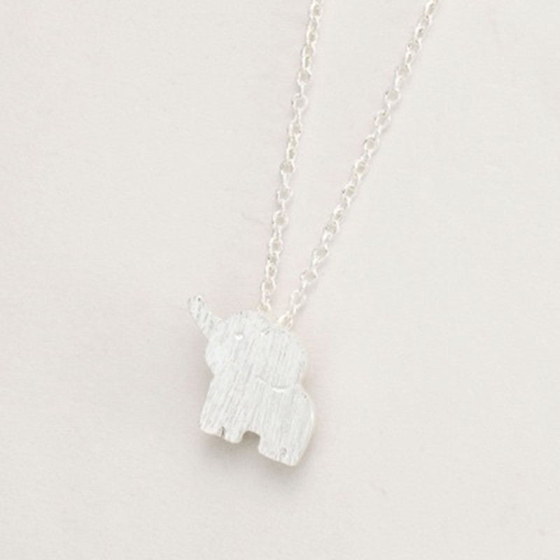 Hot Sale Cute Elephant Necklace Eco Alloy Electroplated Gold Necklace Clavicle Chain Wholesale display picture 8