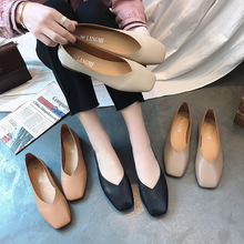 Giày đế vuông cổ vuông đế bệt đế vuông 2019 mùa hè mới Hàn Quốc giày đế xuồng hoang dã đậu nông giày đơn nữ Giày nữ