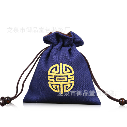 7Y7A4027